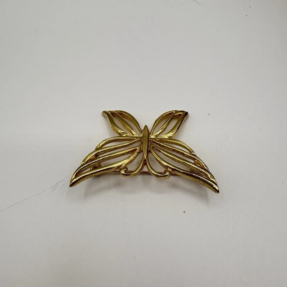 Vintage Gold Tone Butterfly Pin Brooch